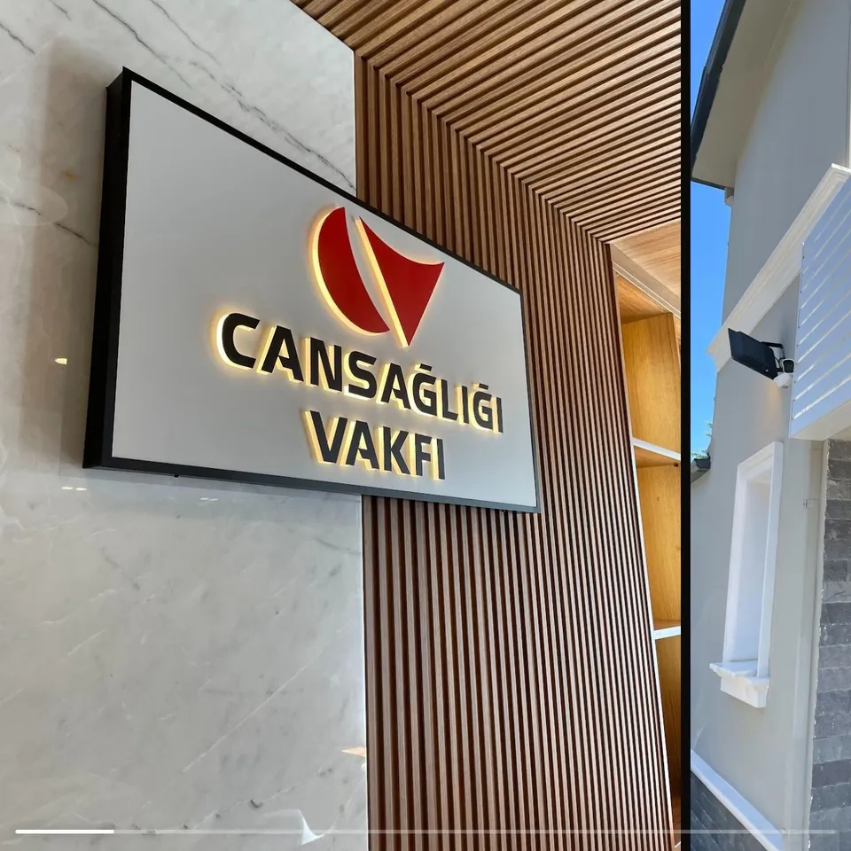 A2 Reklam tarafından İstanbul'da üretilen ışıksız tabelalar uygulaması - örnek proje fotoğrafı.