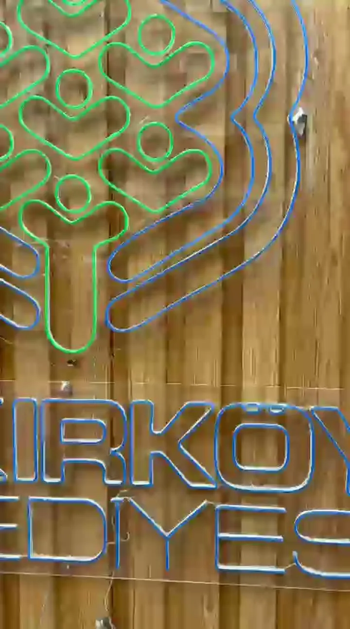 Neon LED Tabela Uygulaması – Genel Görünüm