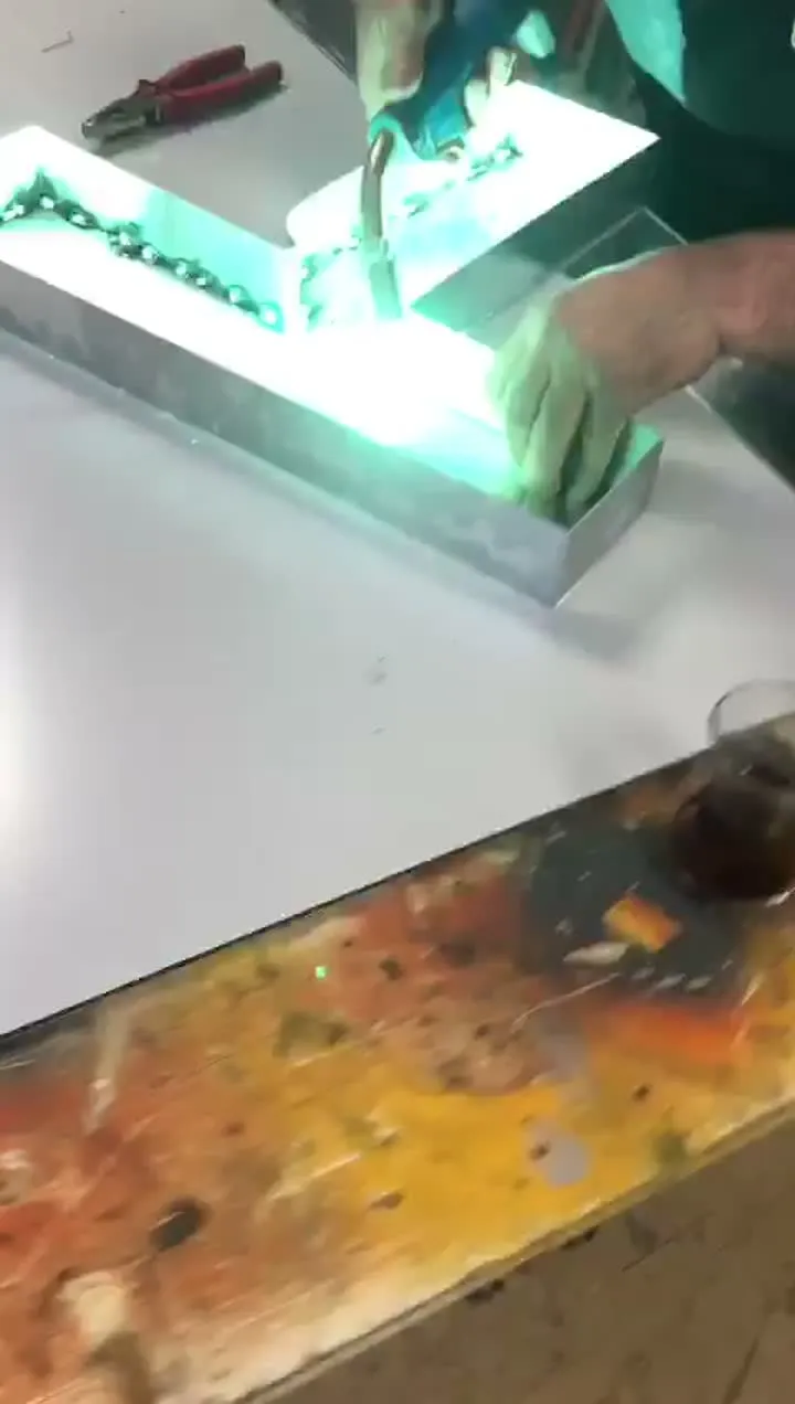 Kutu Harf İmalat Süreci – Adım Adım Üretim